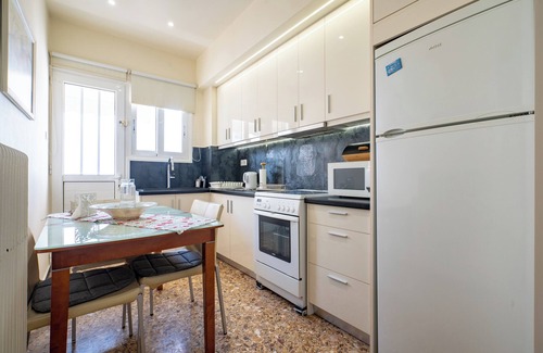 Atalanti Apartment | Piraiki Sea View Apt, 2bdrms, 4 pers by MPS