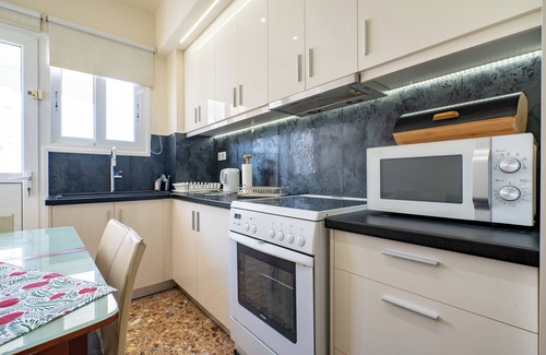 Atalanti Apartment | Piraiki Sea View Apt, 2bdrms, 4 pers by MPS