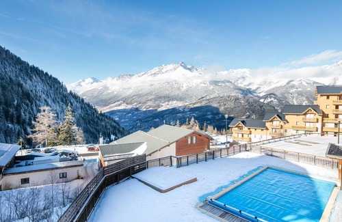 Valfrejus Condo | piscine extérieure ! Appart proche de la Station