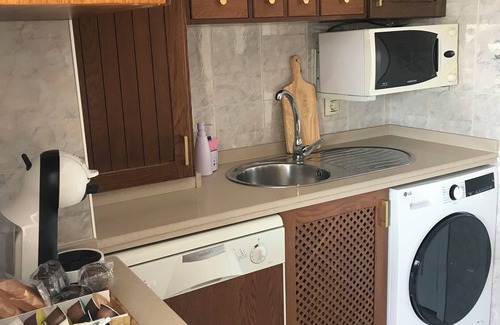 Santa Justa y Rufina-Parque de Miraflores Apartment | Piso Ideal Para Familias con Habitación Para Jugar los Niños