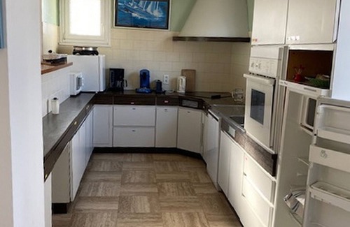 Gavres House | Plage sable blanc,gavres océan ,voile et kite surf,peche à pied.