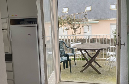 Gavres House | Plage sable blanc,gavres océan ,voile et kite surf,peche à pied.