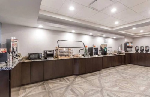 Southwest Orlando House | Plan your Escape to Orlando! Amazing Spacious 2QB!