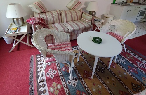 Barkelsby Apartment | Plane tree apartment at Gut Hohenstein