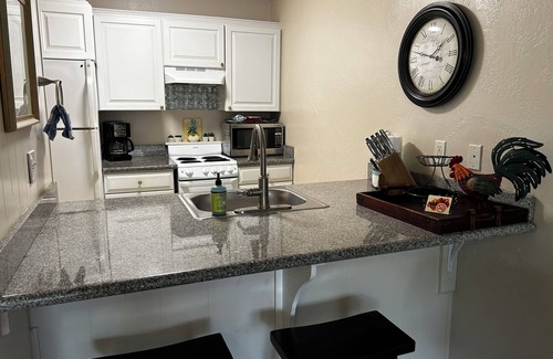 Kapaa Condo | Plantation Hale G-11 - Soak up the Sunshine in Paradise!