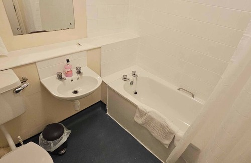 Flint Hotel | Plas Bellin Hall