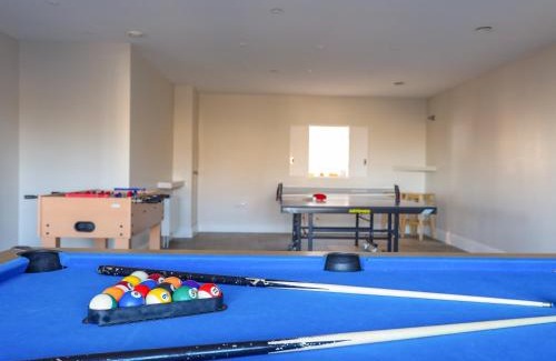 Rhosneigr House | Plas Gwylan