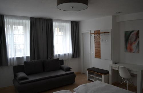 Guenzburg Hotel | Platia - rooms