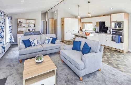 Aberystwyth Ski Chalet | Platinum Lodge Bay View Spa