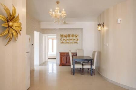 Kalyan Nagar Apartment | Platinum Oak by JadeCaps AC Wifi Central Area