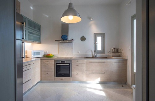 Paros Villa | Platinum Paros Villa | Ocyrhoe III Villa | 4 Bedrooms | Private Pool