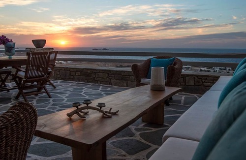 Paros Villa | Platinum Paros Villa | Ocyrhoe III Villa | 4 Bedrooms | Private Pool