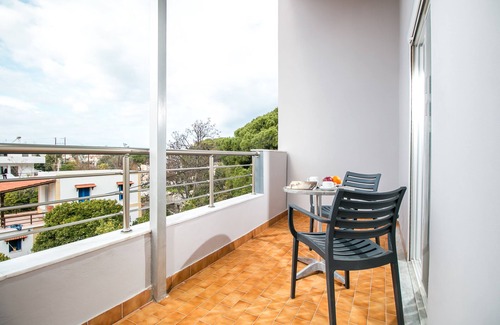 Ialyssos Apartment | Platoni Elite apartments.A friendly relaxing place close to the beach &shops