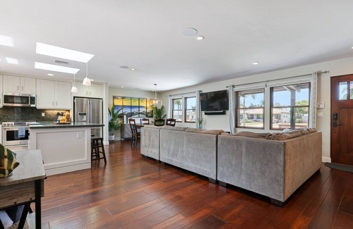 South Oceanside House | Playground, hot tub, and walking distance to the ocean - The Sandcastle Fairytale - New Listing