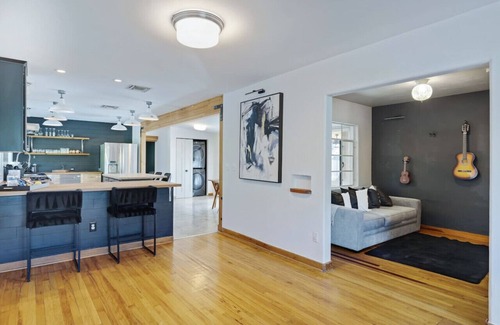 Chandler House | Playhouse Pool, Pickleball, Basketball, Axe Throwi