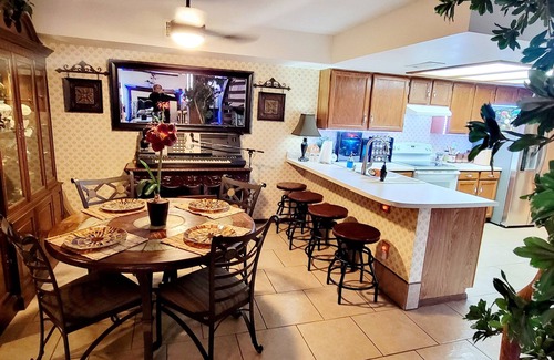 Village At Canyon View House | Playing Sports while Vacationing