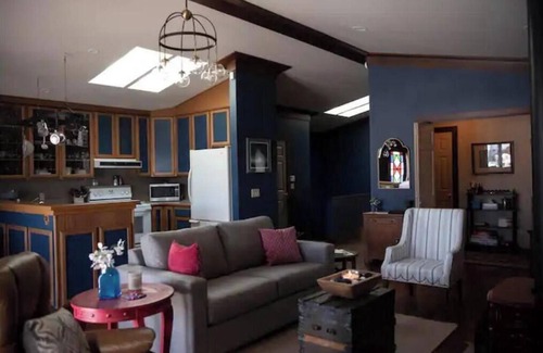 Arcata House | Plaza Perch~Downtown~Walkable