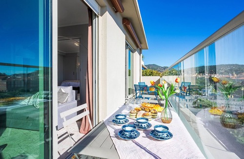 Jean-Medecin Apartment | PLAZA TERRACE AP4065 by RIVIERA HOLIDAY HOMES