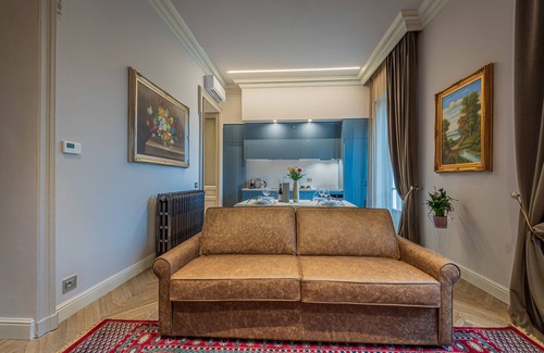 Alba Apartment | Plaza View Luxury Apartment, Alba