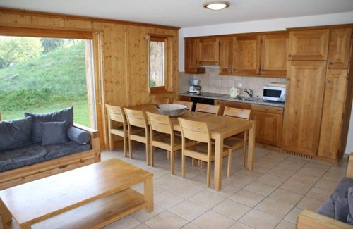 Nendaz Apartment | Pleasant apartment in Versonnaz