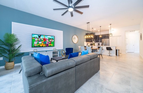Four Corners Apartment | Pleasant Condo 2Beds/2Baths/18Min From Disney