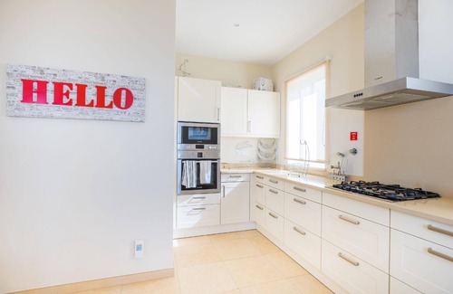 Sao Goncalo House | Pleasant Holiday House in Sao Goncalo with Open Fireplace