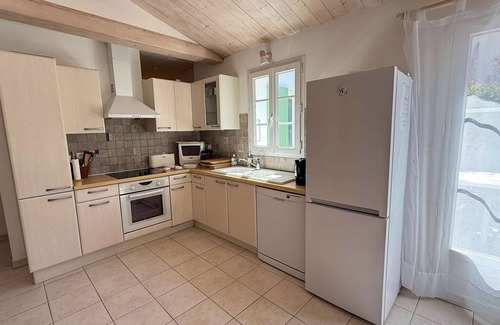 La Couarde-sur-Mer House | Pleasant house close to the beaches with garden