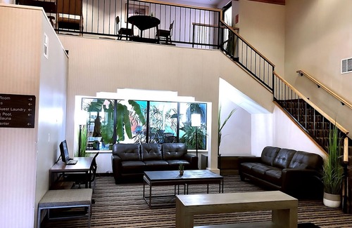 Window Rock Hotel | Pleasant Stay! Free Breakfast, Parking, Pets Allowed, Near Cultural Center!