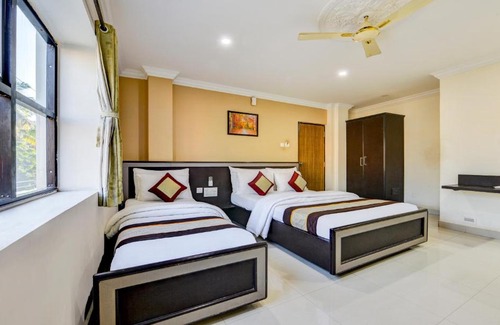 Pallavaram Hotel | PLEASANT STAYS Hotel