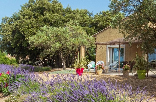 Vaison-la-Romaine Villa | Pleasant, sunny villa
