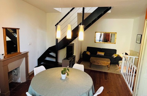 La Roche-sur-Yon House | Pleasant town house with terrace and garden