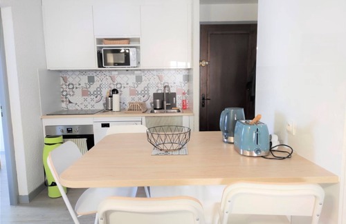 Lacanau-Ocean Apartment | Pleasant type 3 apartment on 1st floor with ocean view