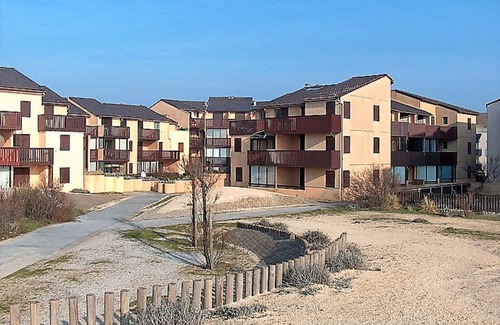 Lacanau-Ocean Apartment | Pleasant type 3 apartment on 1st floor with ocean view