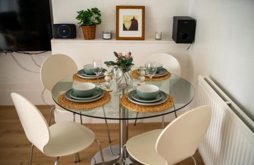 Lee Green Apartment | Please do not book