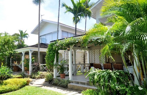 Derricks Condo | Please Inquire Before Booking – Luxury Villa