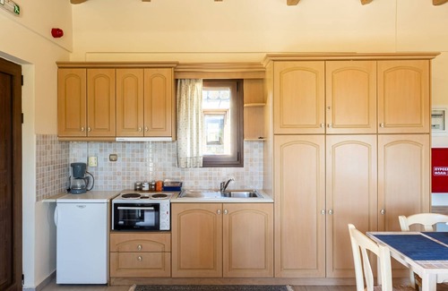 Kylini Apartment | Pleiades Jewel Maia - Corinthos Pool Bliss