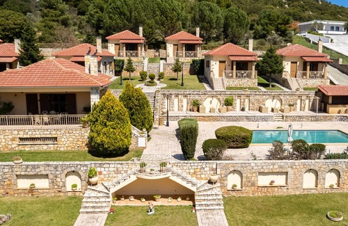 Kylini Apartment | Pleiades Jewel Maia - Corinthos Pool Bliss