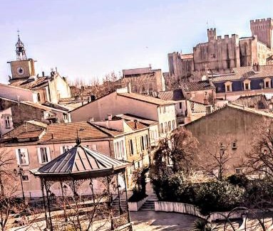 Salon-de-Provence Apartment | Plein centre ville Appartement