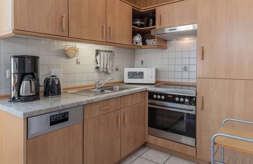 Wittmund House | Plenty on: Superbly situated terraced house with approx