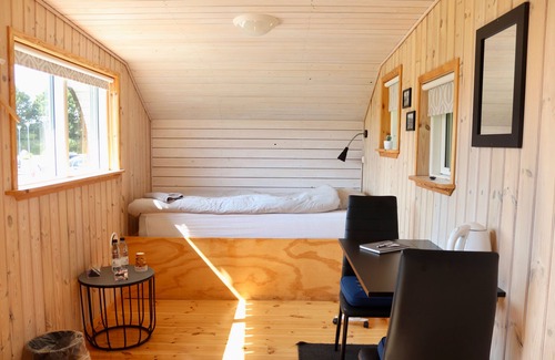 Holstebro Municipality Bed & Breakfast | Plexus Hytterne