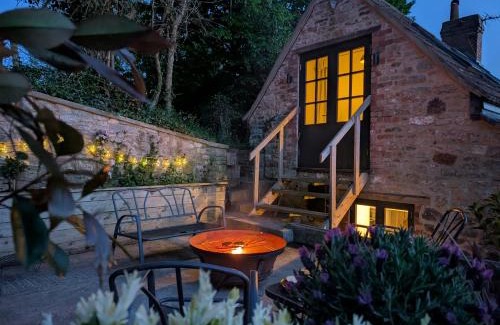 Croscombe House | Plum Cottage Somerset