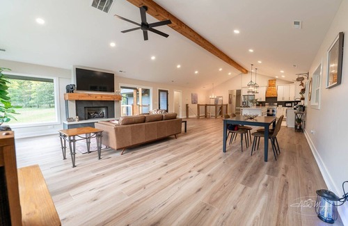 Helmsburg House | Plum Creek Lodge | Rustic Luxury Retreat