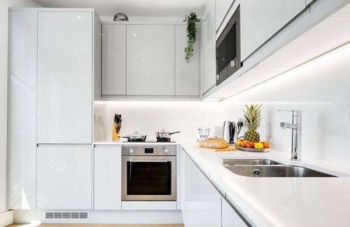 Bordesley Apartment | Pluxa 2 Bed Apartment