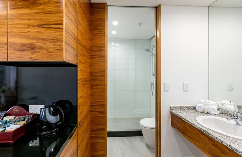 New Plymouth Hotel | Plymouth International
