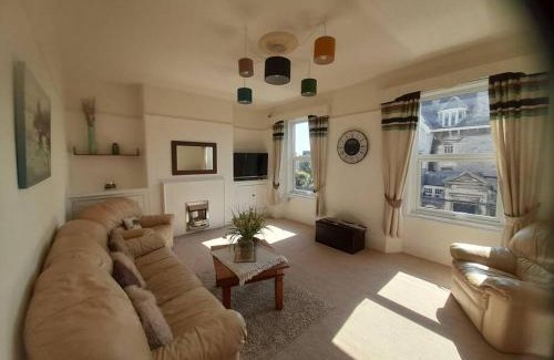Plymouth Apartment | Plymouth Professionals Apartment