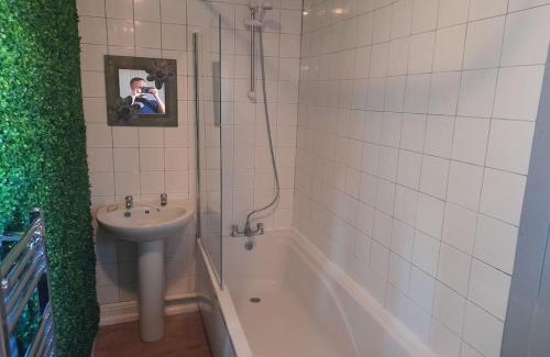 Plymouth Apartment | Plymouth Professionals Apartment