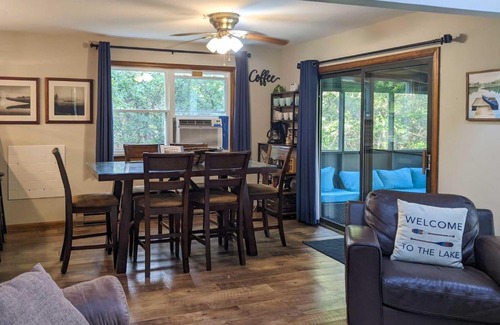Albrightsville House | Poconos Escape with Hot Tub Less Than 7 Mi to Ski Slopes!