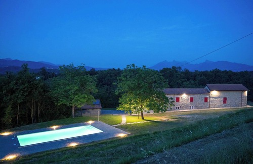 Masero Apartment | Podere di Emore - n. 2 - App. on the Francigena with swimming pool and Wi Fi