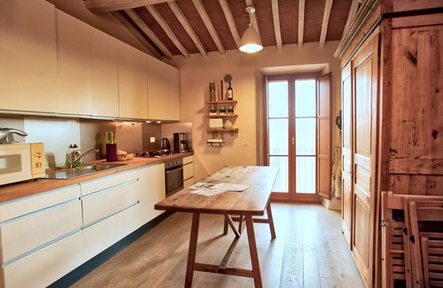 Casetta Apartment | Podere In The Crete With Amazing And Relaxing View Only 15 Min From Siena