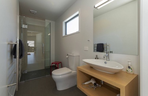 Coopers Beach House | Pohutukawa Beach House